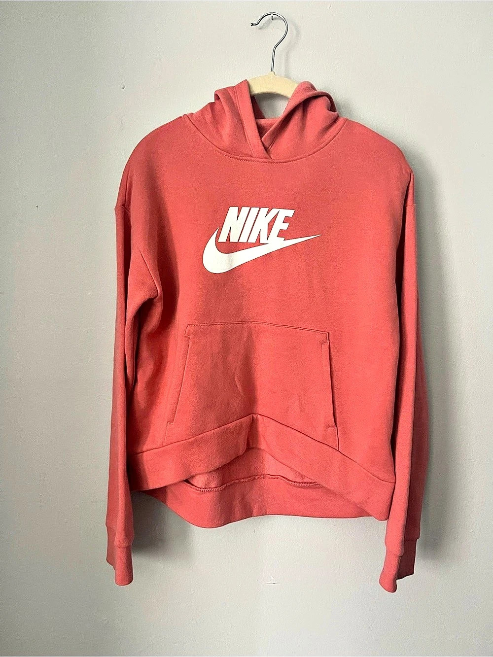Nike Sportswear Club Fleece Pullover Hoodie Red